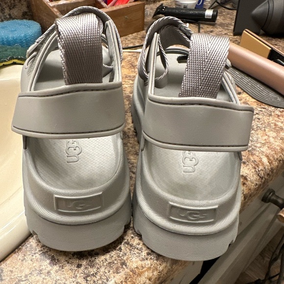 UGG Goldenstar Gray Sandals - Picture 2 of 3
